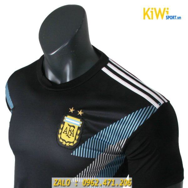 Áo đá bóng tuyển Argentina màu đen thi đấu world cup 2018