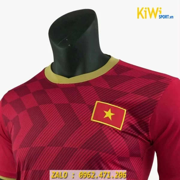 Áo đá banh tuyển Việt Nam mùa 2019 màu đỏ siêu đẹp