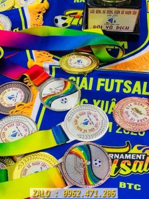 Kỷ Niệm Chương - Cờ Lưu Niệm - Huy Chương Giải Futsal U14