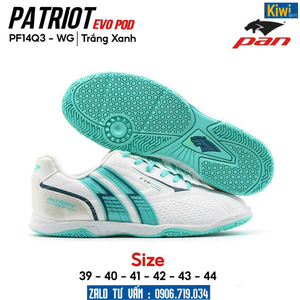 Giày đá bóng Pan Patriot Evo đế bằng màu trắng rất đẹp