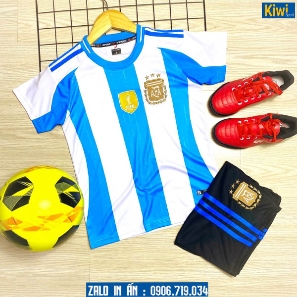 Áo bóng đá trẻ em tuyển Argentina 2024 sọc trắng xanh
